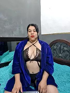 ALMAWHITE from StripChat is Freechat