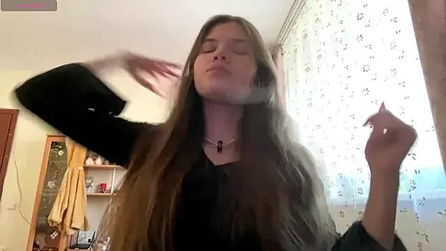 AlmetaBradicich from StripChat is Freechat