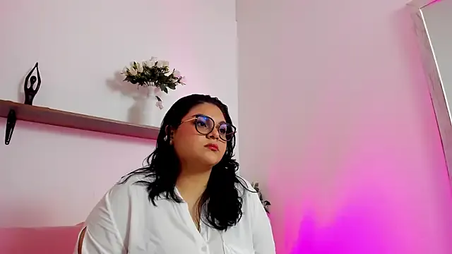 Freechat AmaliaBanner on StripChat