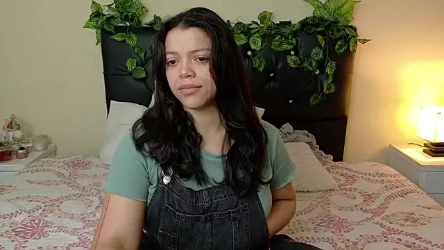 Amanda_sweet from StripChat is Freechat