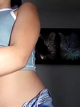 AmberGold- from StripChat