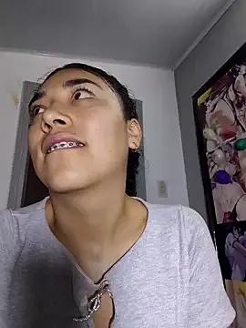 AmberGold- from StripChat is Freechat