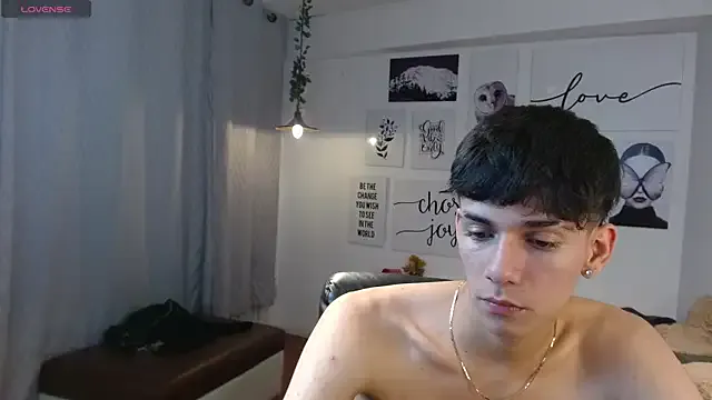 Freechat AmethystShadow17 on StripChat