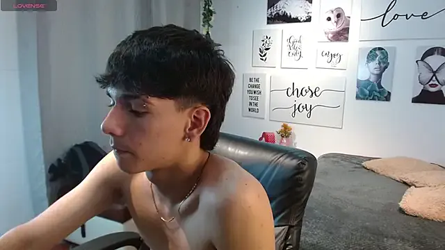 Freechat AmethystShadow17 on StripChat