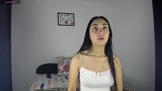amirakarter from StripChat is Freechat