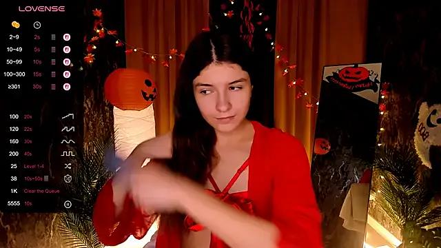amy_cute_cat from StripChat is Freechat