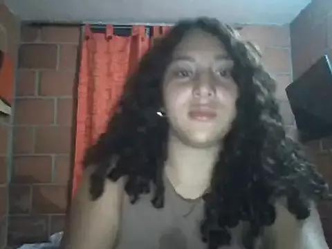 AnaisVelvet11 from StripChat is Freechat