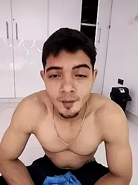 Freechat andrew_colleman on StripChat