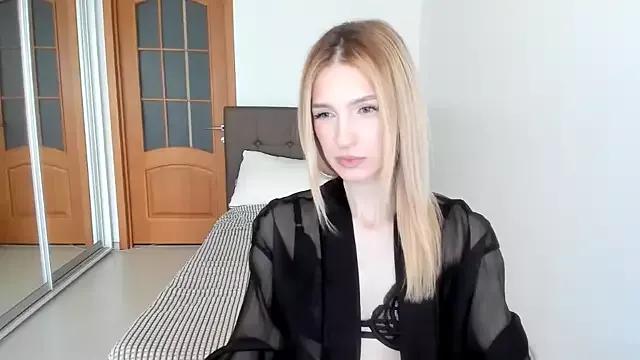 AndrianaBelle from StripChat is Freechat