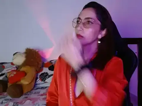 Angel_blackhot from StripChat is Freechat