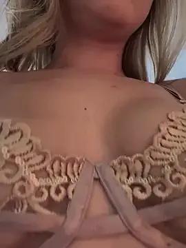 AngelBlushXXX from StripChat is Freechat