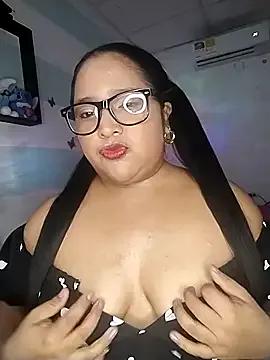 Angelly_ricura from StripChat is Freechat