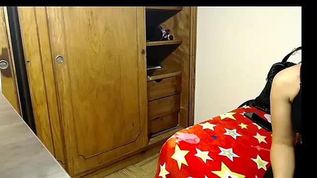angelyxs from StripChat is Freechat