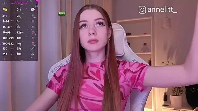 Freechat Annelitt on StripChat