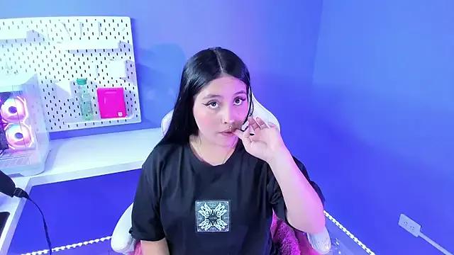 Annie9_ from StripChat