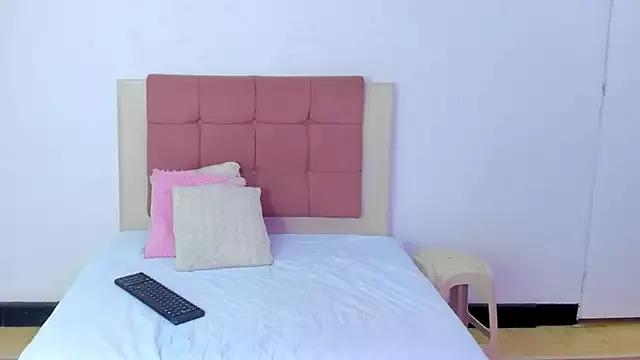 april_arias from StripChat is Freechat