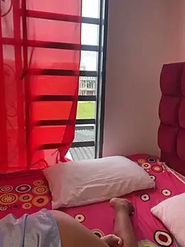 Ari_Golden from StripChat is Freechat