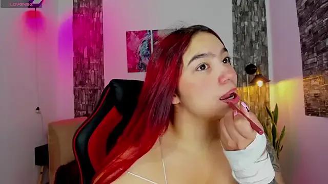 Ariadna_sc from StripChat is Freechat