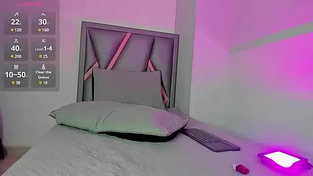 Arianna_66 from StripChat is Freechat