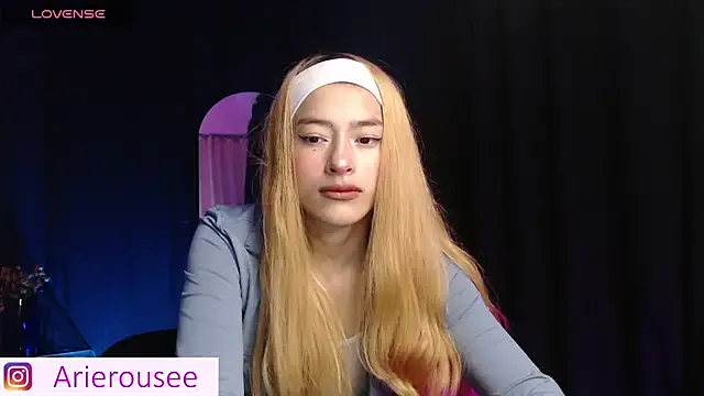 Freechat arie_rousee_sub on StripChat