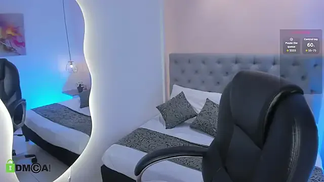 ASHLIE_DIXON1 on StripChat