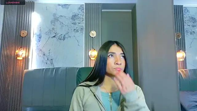 Aurora_jones11 from StripChat is Freechat