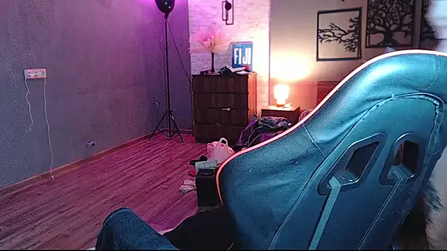 Freechat AuroraKeepFuck on StripChat