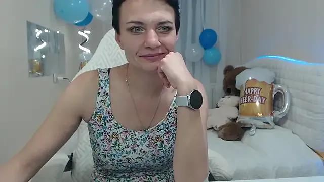 AvaSaturnian from StripChat is Freechat