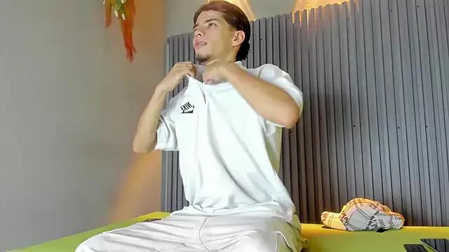 Axel_Williams2 from StripChat is Freechat