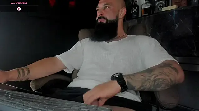 Freechat axxelrich_ on StripChat