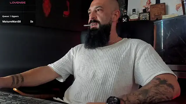 Freechat axxelrich_ on StripChat