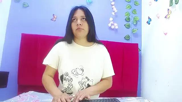 azahara_cameroncm from StripChat is Freechat