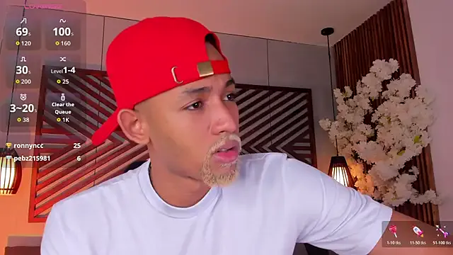 StripChat B_Wild is Freechat B_Wild — enjoying the music