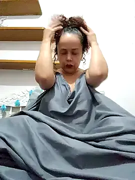 Freechat BadMicaela1 on StripChat