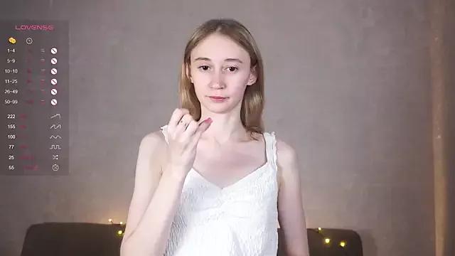 BeatrixHiett from StripChat is Freechat