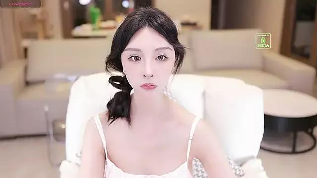 Bella-999 from StripChat is Freechat
