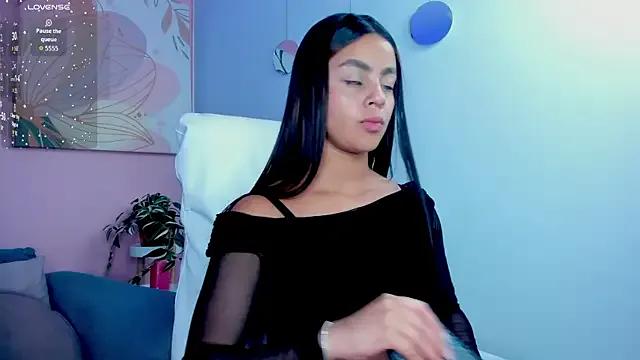 Bella_walker_ from StripChat is Freechat