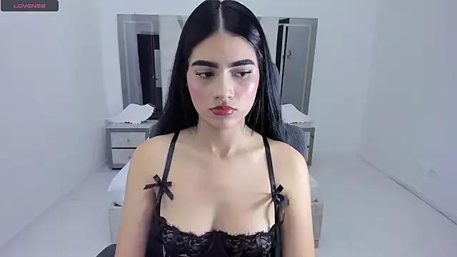 BellaaStorm from StripChat is Freechat