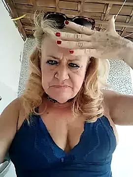 Belladama61 from StripChat is Freechat