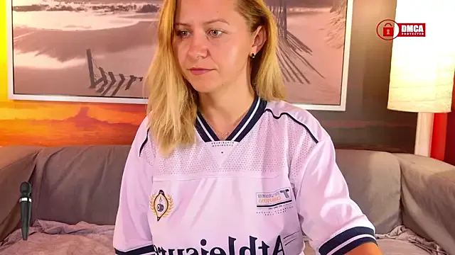 BigBoobsARRI on StripChat 