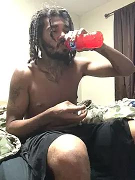 bigdicksih from StripChat is Freechat