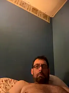 Freechat biggdaddyandqueenn on StripChat