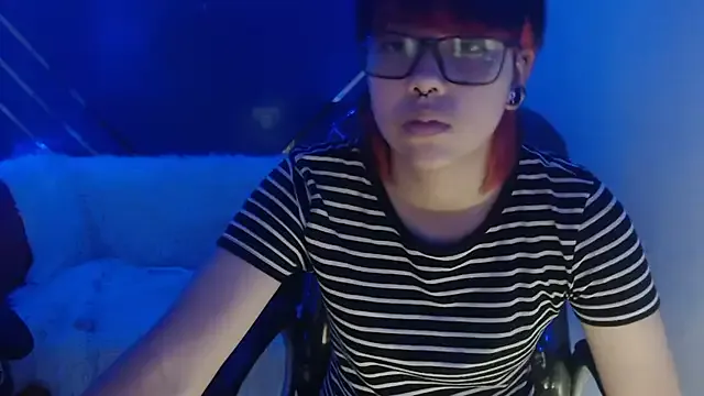 Freechat BJkoreanboy on StripChat