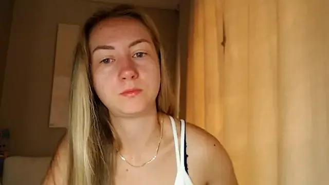 BluueSilk from StripChat