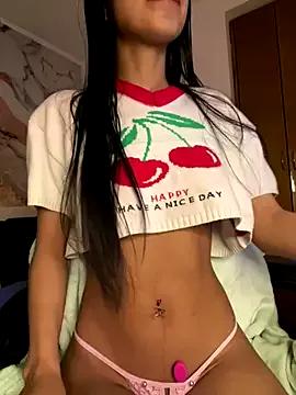 Bonnie_18x from StripChat
