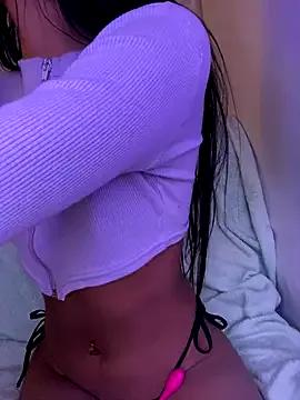 Bonnie_18x from StripChat