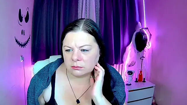 Freechat BritneyRaine on StripChat