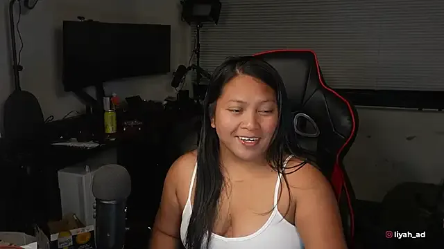 Freechat Bubbleliyah on StripChat