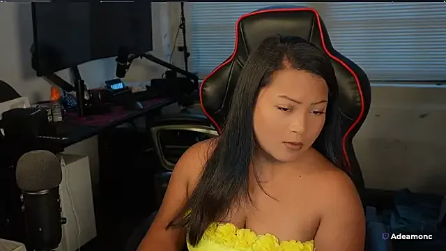 Freechat Bubbleliyah on StripChat