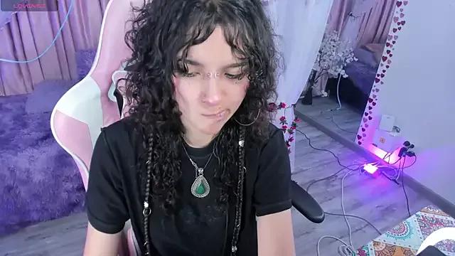 bunny_curly from StripChat is Freechat
